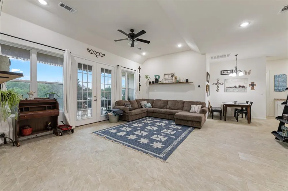 220 Creedmore Drive Liberty Hill, TX 78642