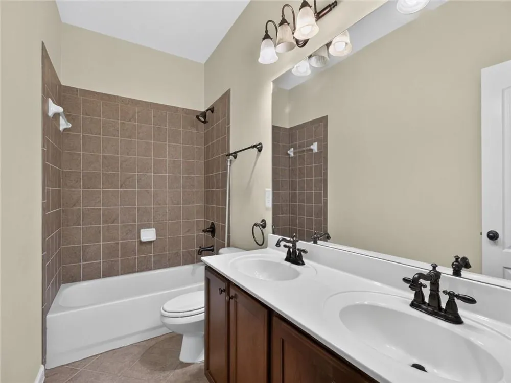 5060 Hastings Terrace Alpharetta, GA 30005
