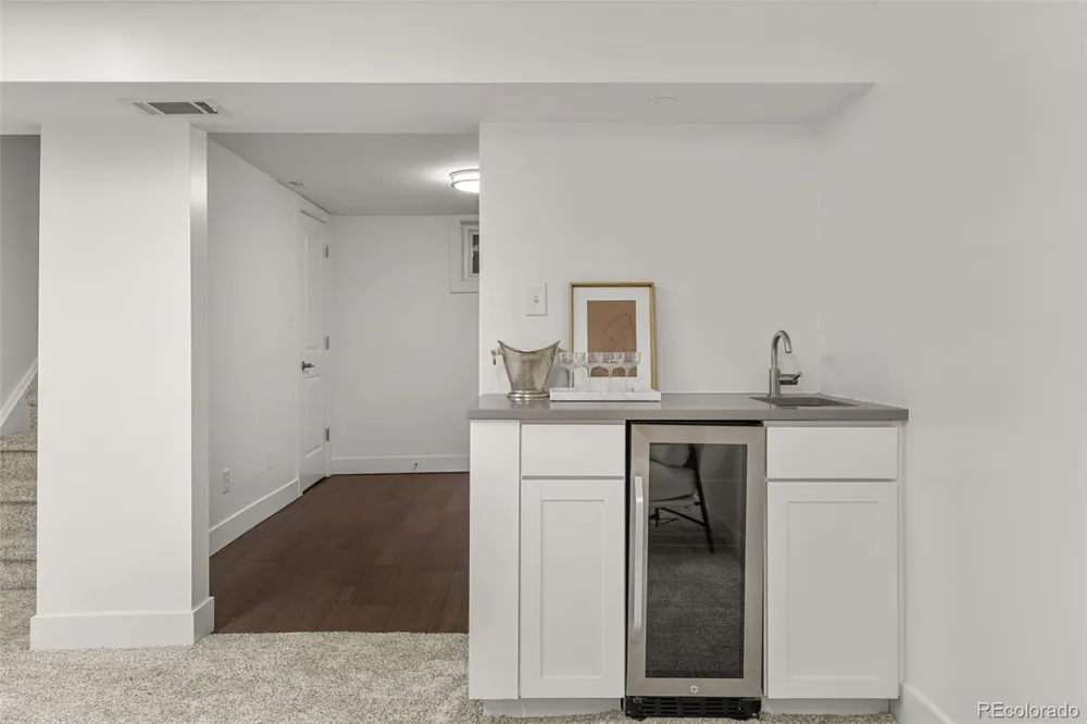 7044 Newland Street Arvada, CO 80003