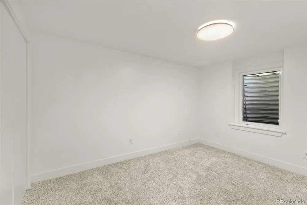7044 Newland Street Arvada, CO 80003