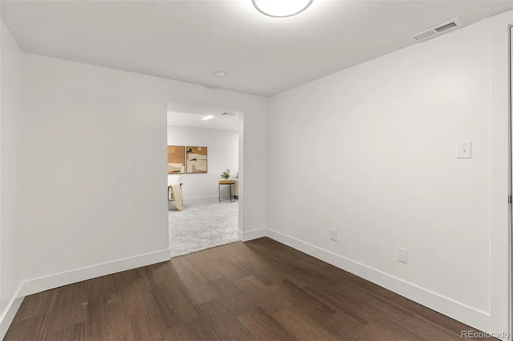 7044 Newland Street Arvada, CO 80003