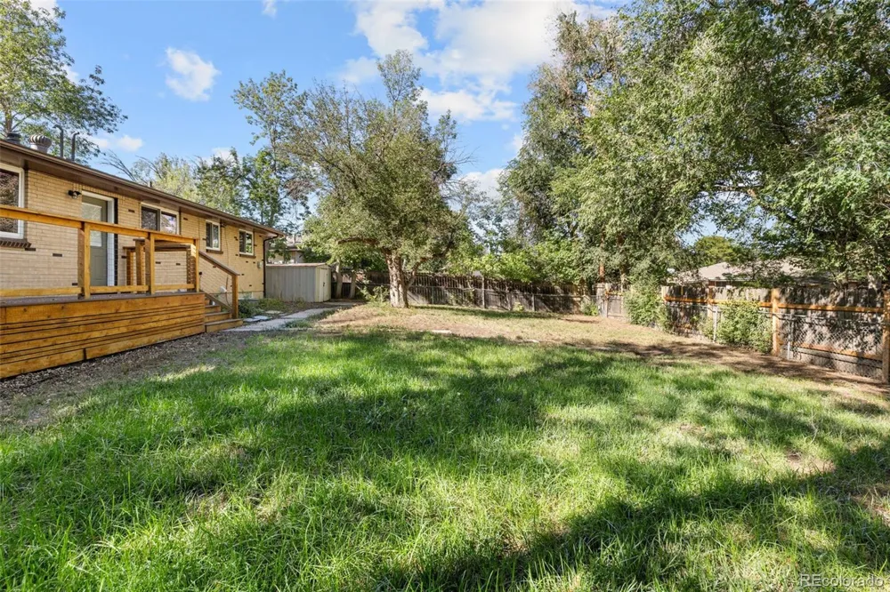 7044 Newland Street Arvada, CO 80003