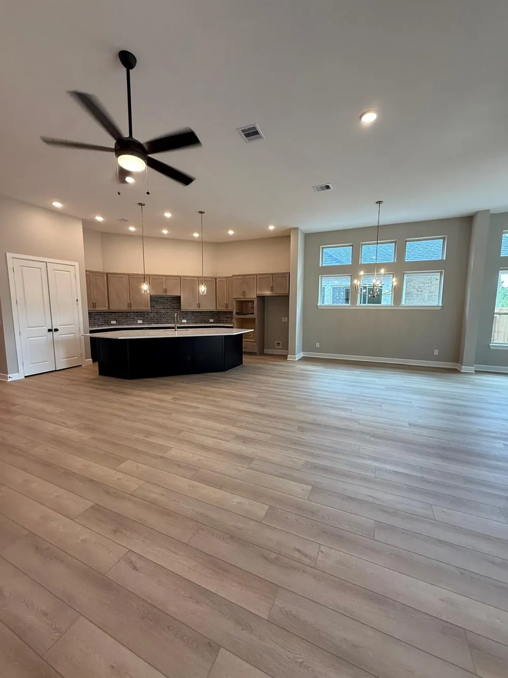 16859 Deep Wingbeat Way Magnolia, TX 77354