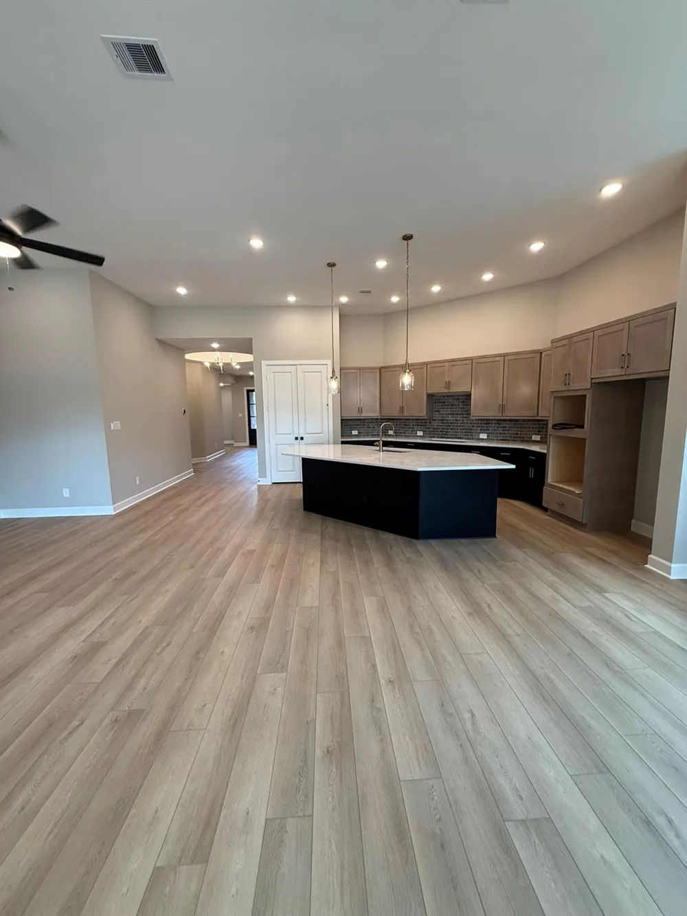 16859 Deep Wingbeat Way Magnolia, TX 77354