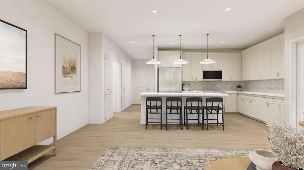 9475 SPRAGUE AVENUE #4 Fairfax, VA 22031