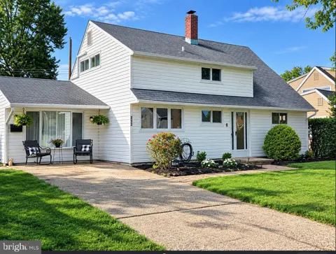 223 INDIAN DRIVE