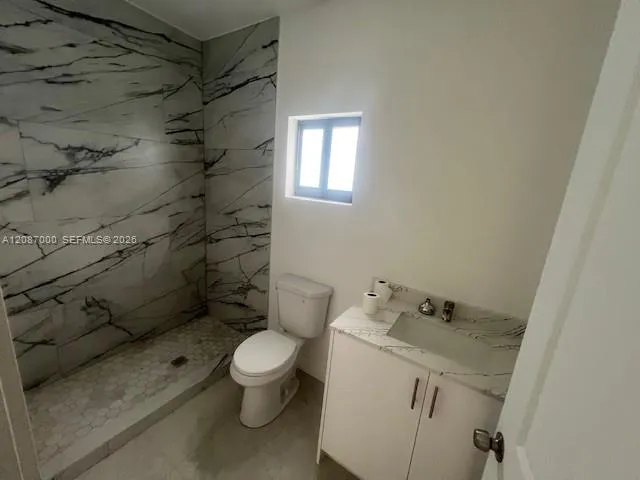 11755 SW 222nd St Miami, FL 33170
