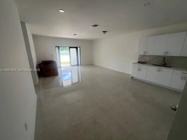 11755 SW 222nd St Miami, FL 33170