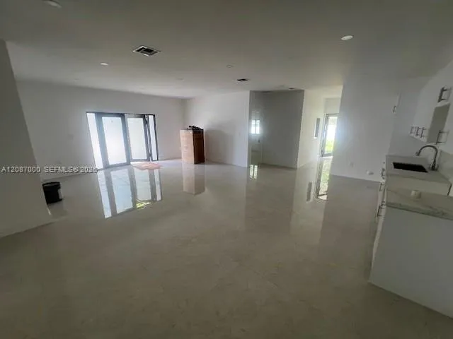 11755 SW 222nd St Miami, FL 33170