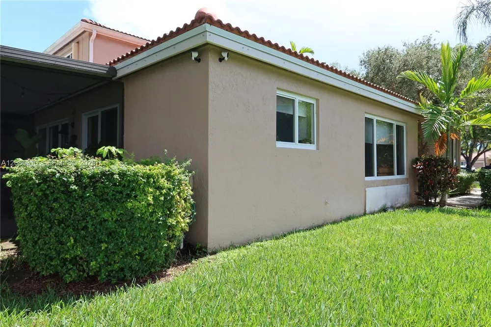 Address Not Shown Davie, FL 33324