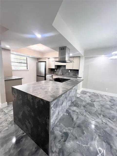 4930 E Sabal Palm Blvd #206