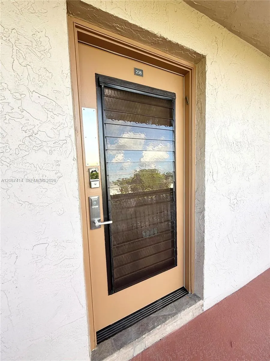 4930 E Sabal Palm Blvd #206 Tamarac, FL 33319
