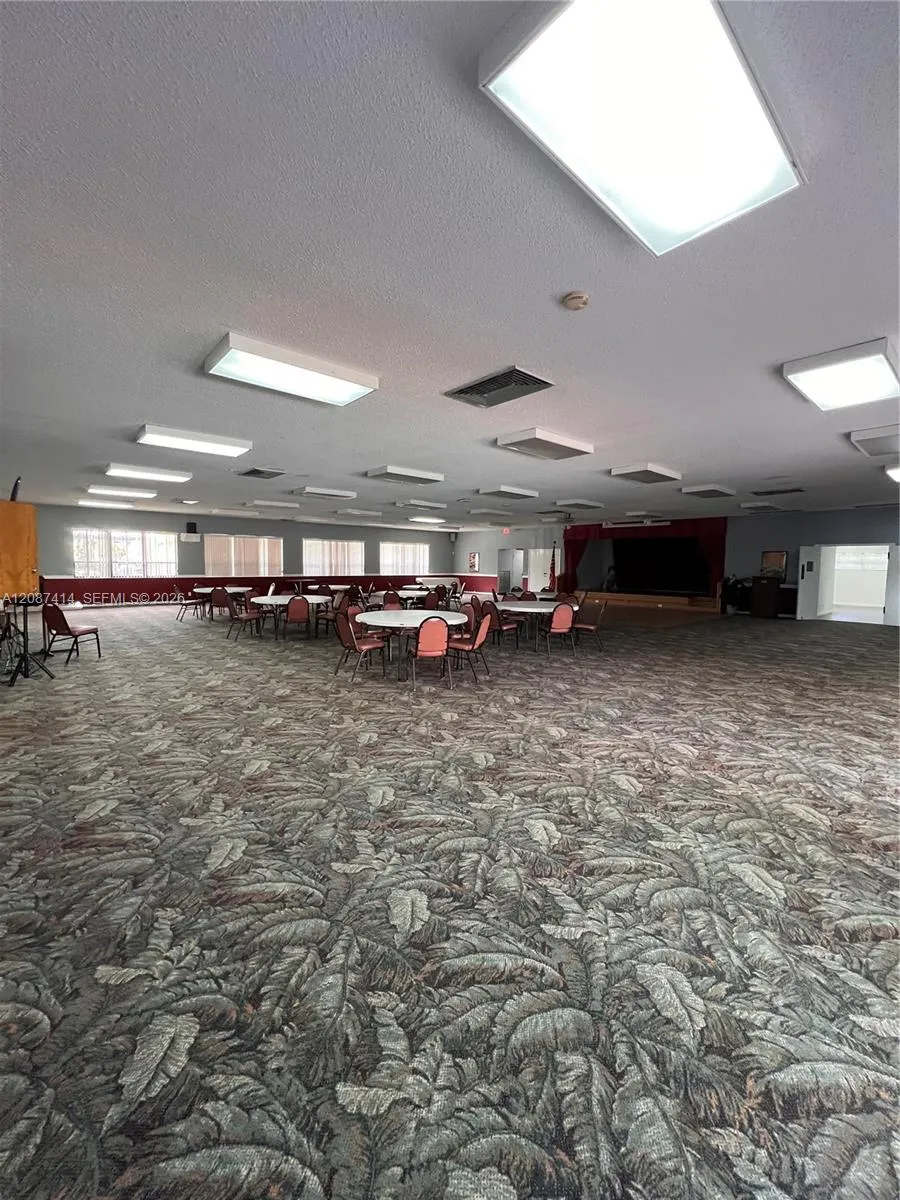 4930 E Sabal Palm Blvd #206 Tamarac, FL 33319