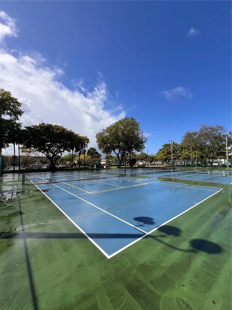 4930 E Sabal Palm Blvd #206 Tamarac, FL 33319