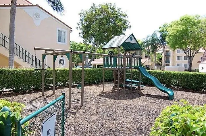 1739 Village Blvd #106 West Palm Beach, FL 33409