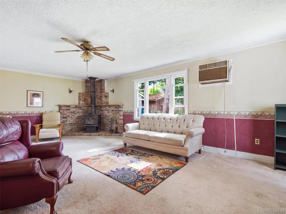 51056 Atwood Street New Baltimore City, MI 48047