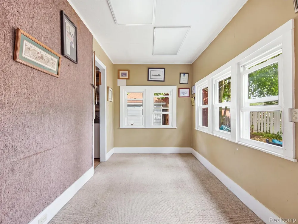 51056 Atwood Street New Baltimore City, MI 48047