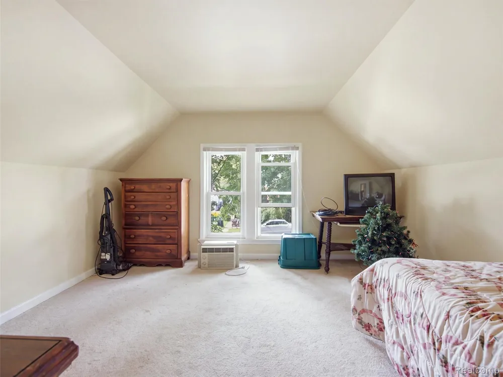51056 Atwood Street New Baltimore City, MI 48047