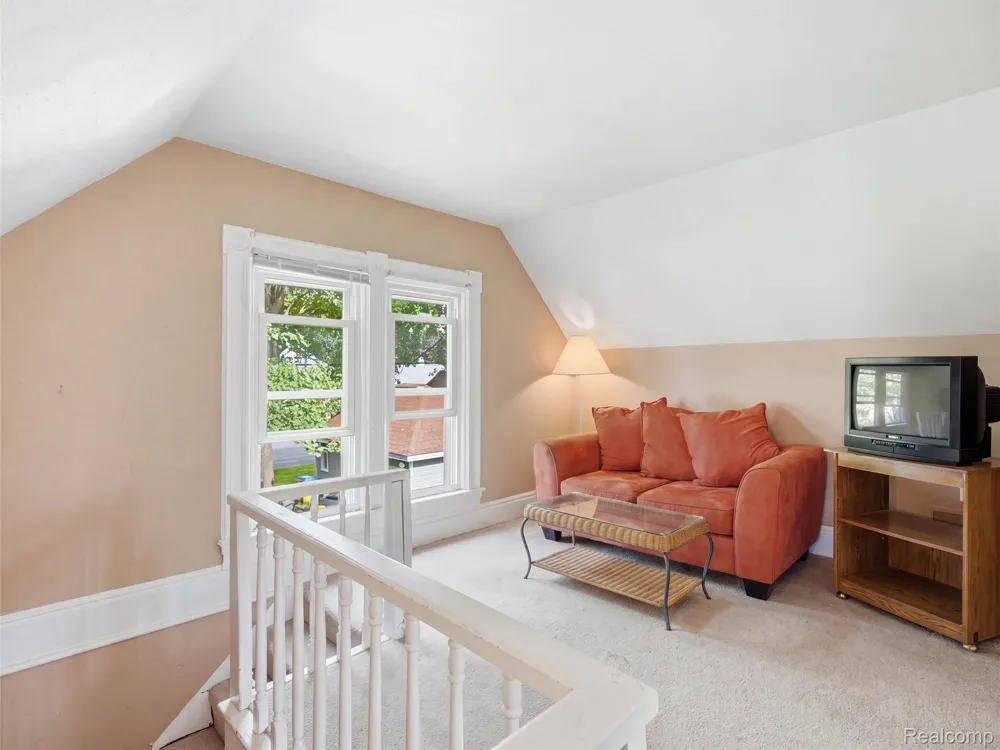 51056 Atwood Street New Baltimore City, MI 48047