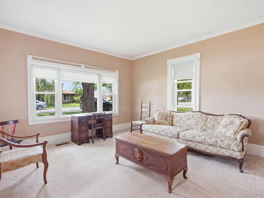 51056 Atwood Street New Baltimore City, MI 48047