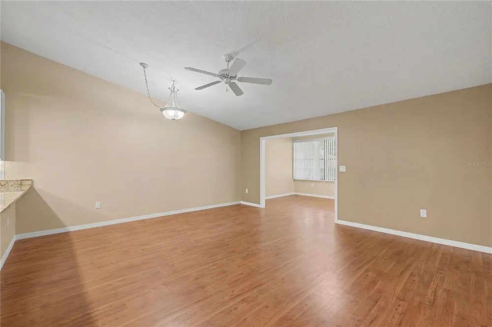 1302 GOLFVIEW DRIVE Tarpon Springs, FL 34689