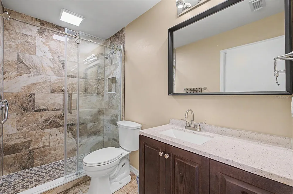 1302 GOLFVIEW DRIVE Tarpon Springs, FL 34689