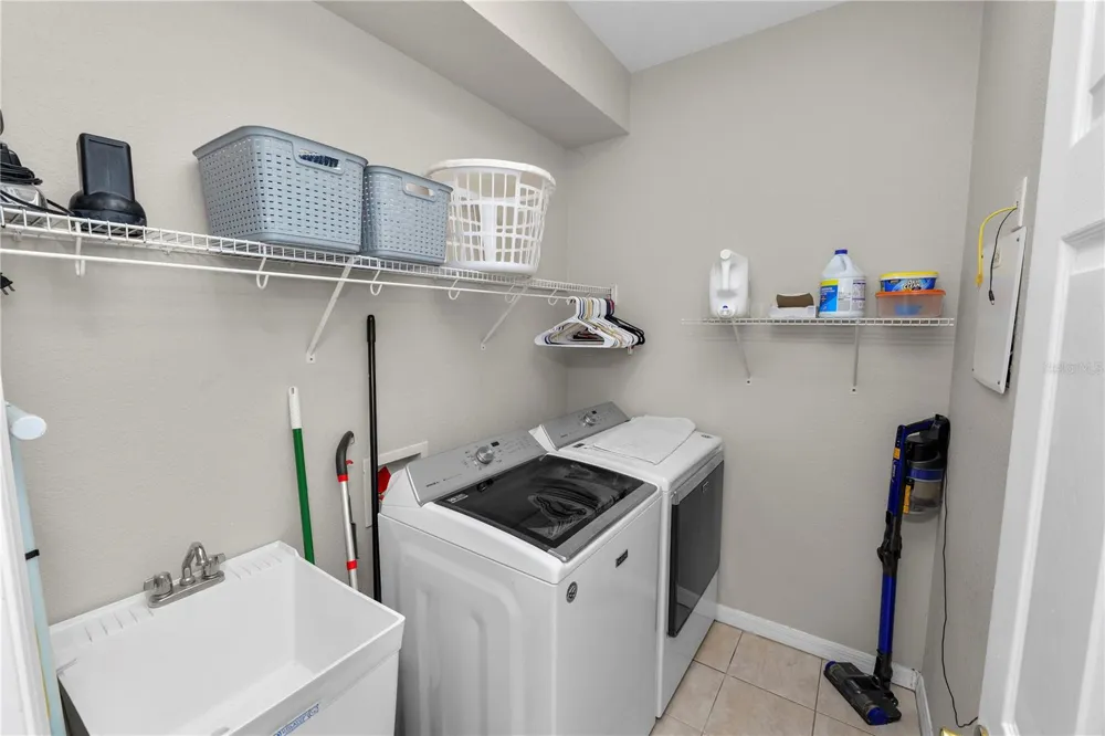 6776 HAMPSHIRE BOULEVARD Lakeland, FL 33813