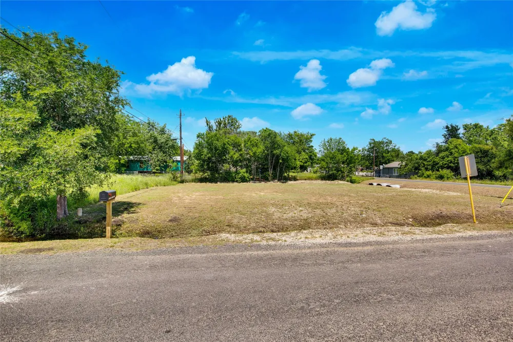 14706 Vevey Drive Del Valle, TX 78617