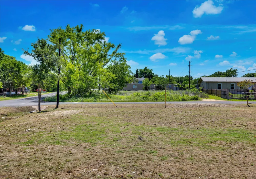 14706 Vevey Drive Del Valle, TX 78617
