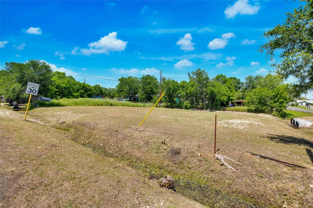 14706 Vevey Drive Del Valle, TX 78617