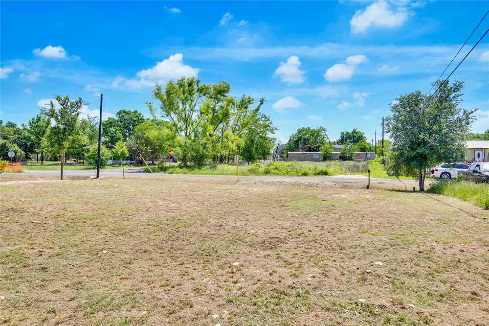 14706 Vevey Drive Del Valle, TX 78617