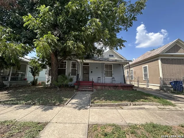 2419 W HOUSTON ST San Antonio, TX 78207