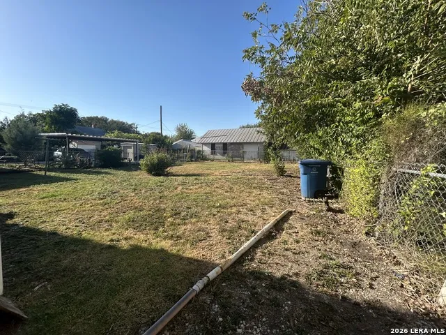 2419 W HOUSTON ST San Antonio, TX 78207