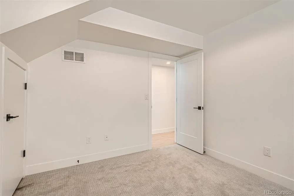 1101 S Dahlia Street Denver, CO 80246
