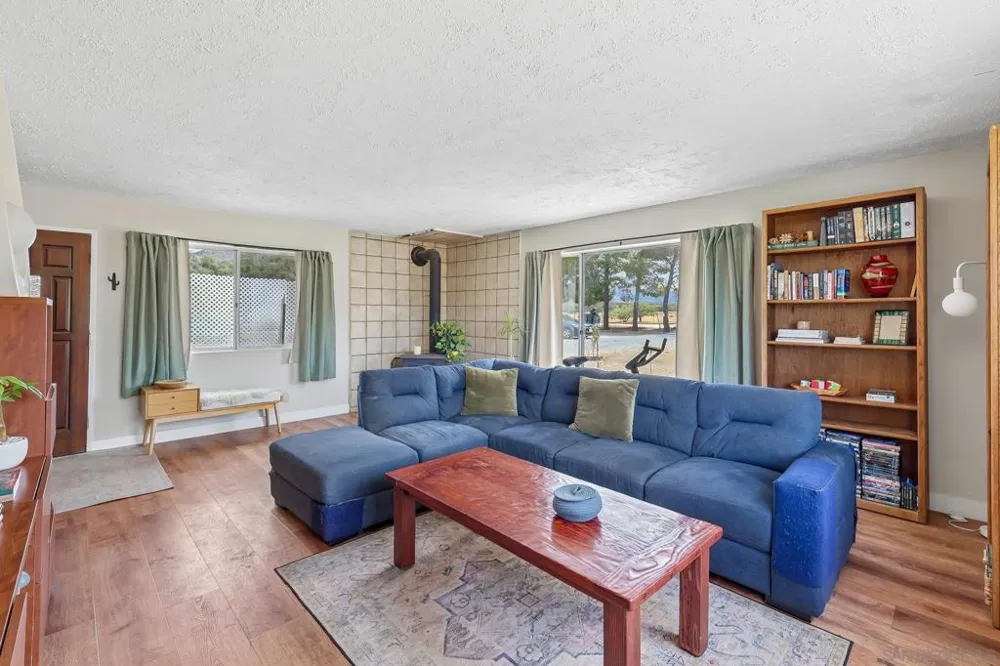 834 Wells Fargo Trl Julian, CA 92036