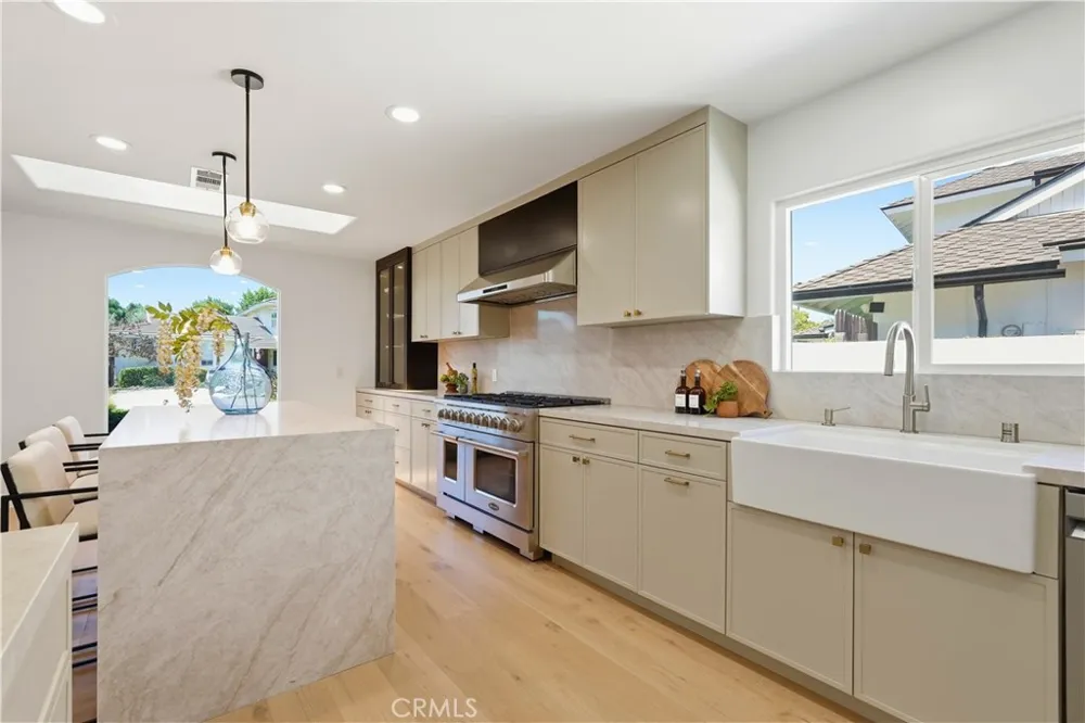 5726 Sunmist Drive Rancho Palos Verdes, CA 90275