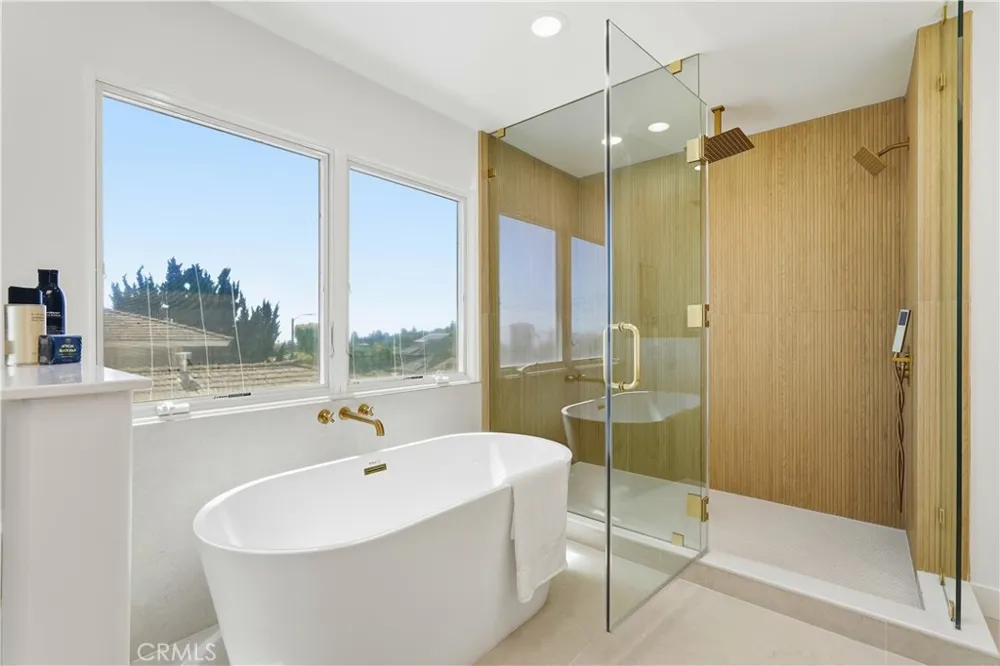 5726 Sunmist Drive Rancho Palos Verdes, CA 90275