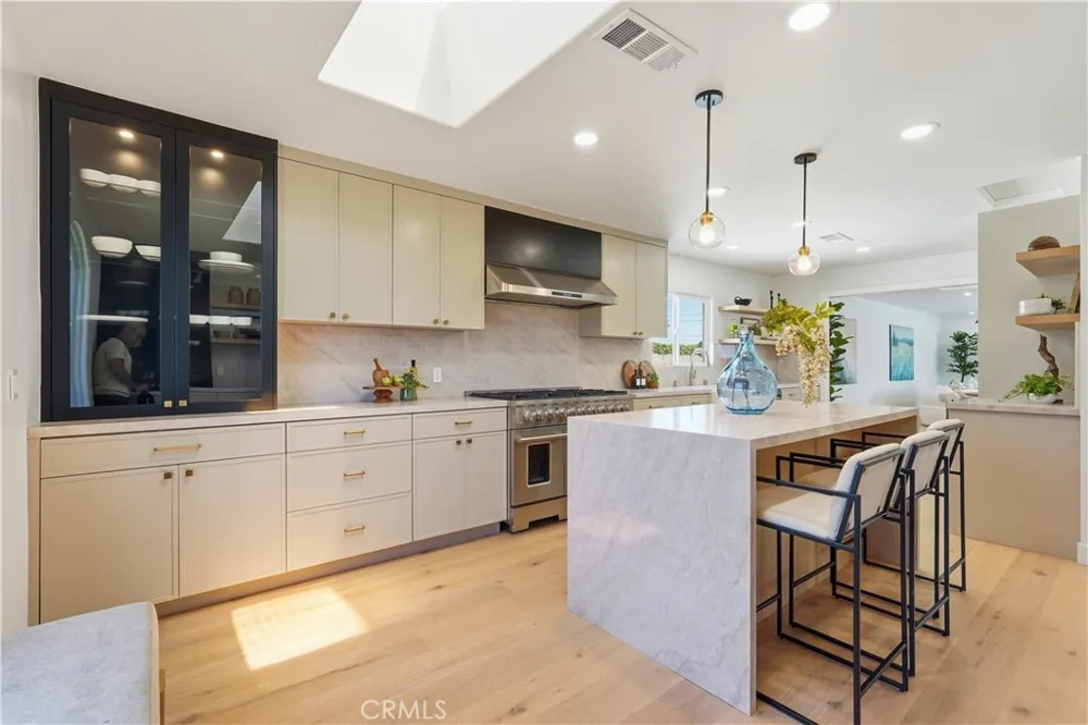 5726 Sunmist Drive Rancho Palos Verdes, CA 90275