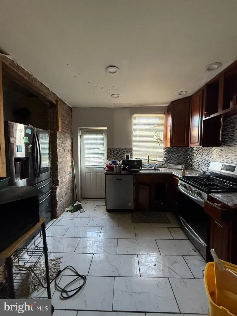 1958 W SPARKS STREET Philadelphia, PA 19141