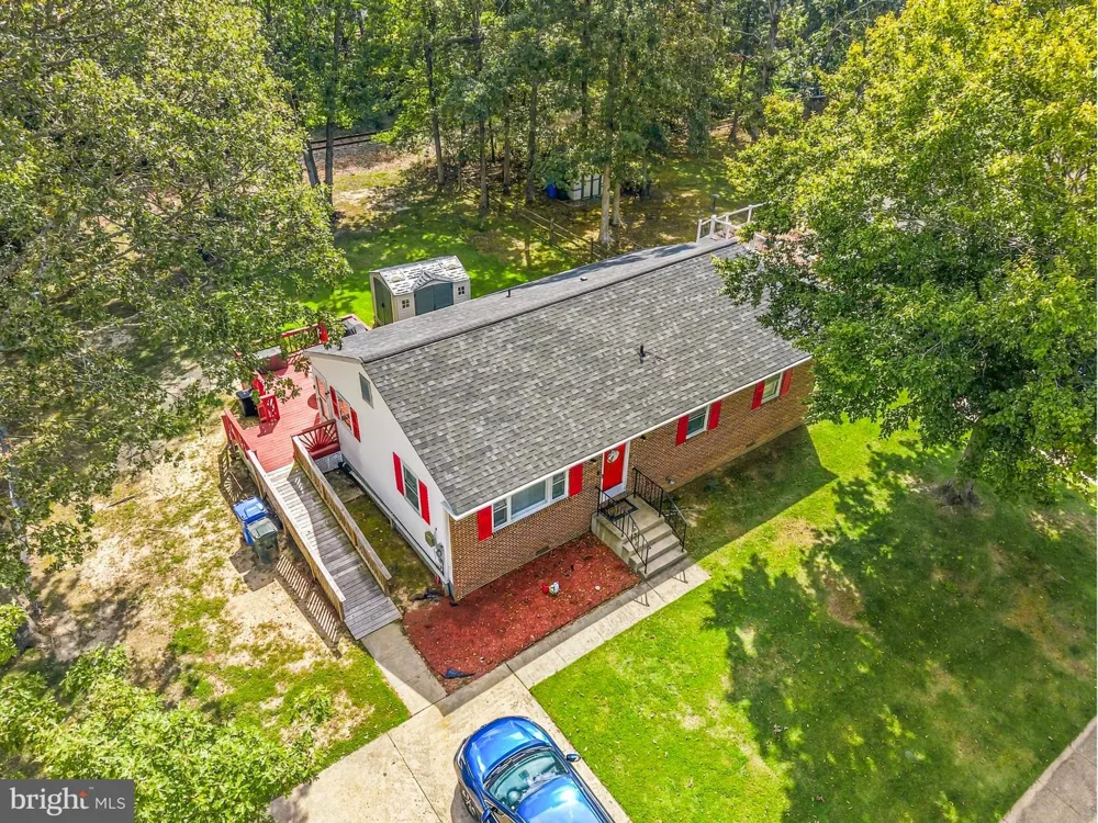 411 LINDEN LANE La Plata, MD 20646