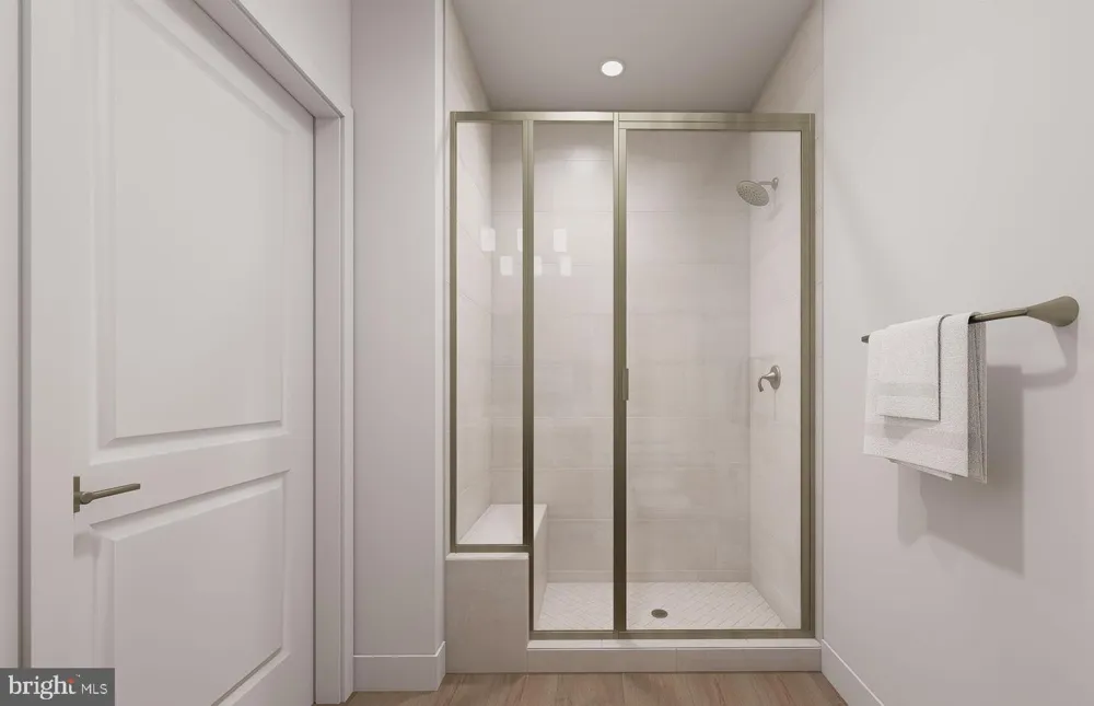9475 SPRAGUE AVENUE #5 Fairfax, VA 22031