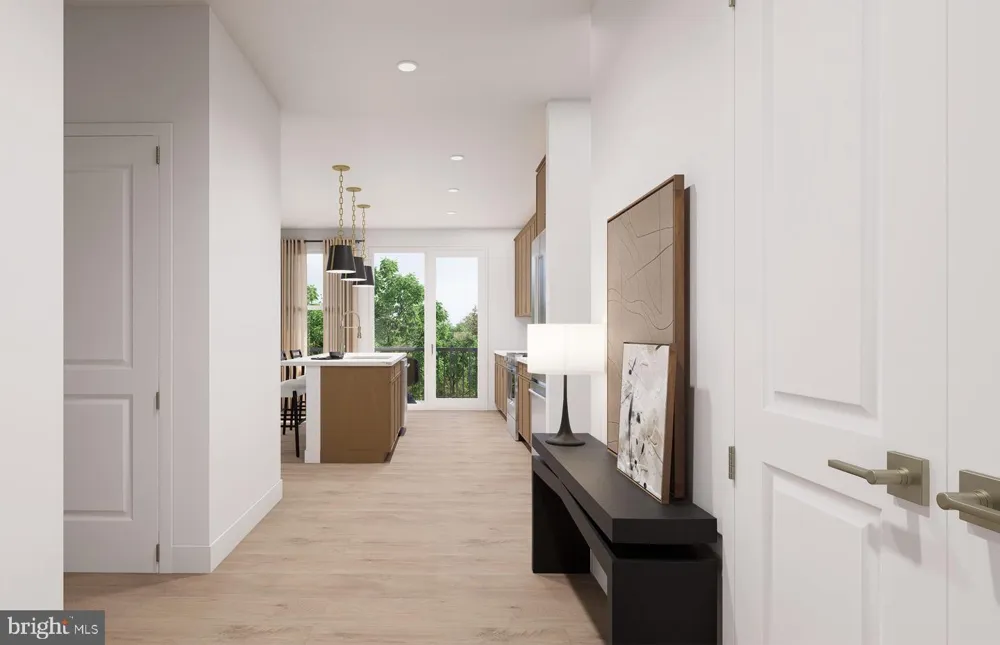 9475 SPRAGUE AVENUE #5 Fairfax, VA 22031