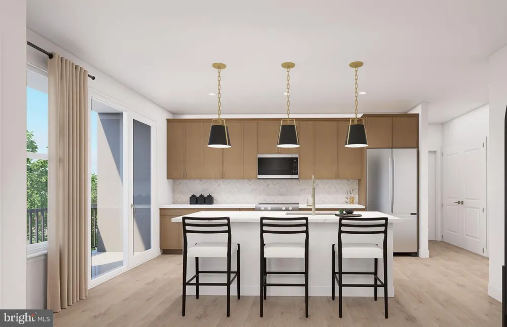 9475 SPRAGUE AVENUE #5 Fairfax, VA 22031