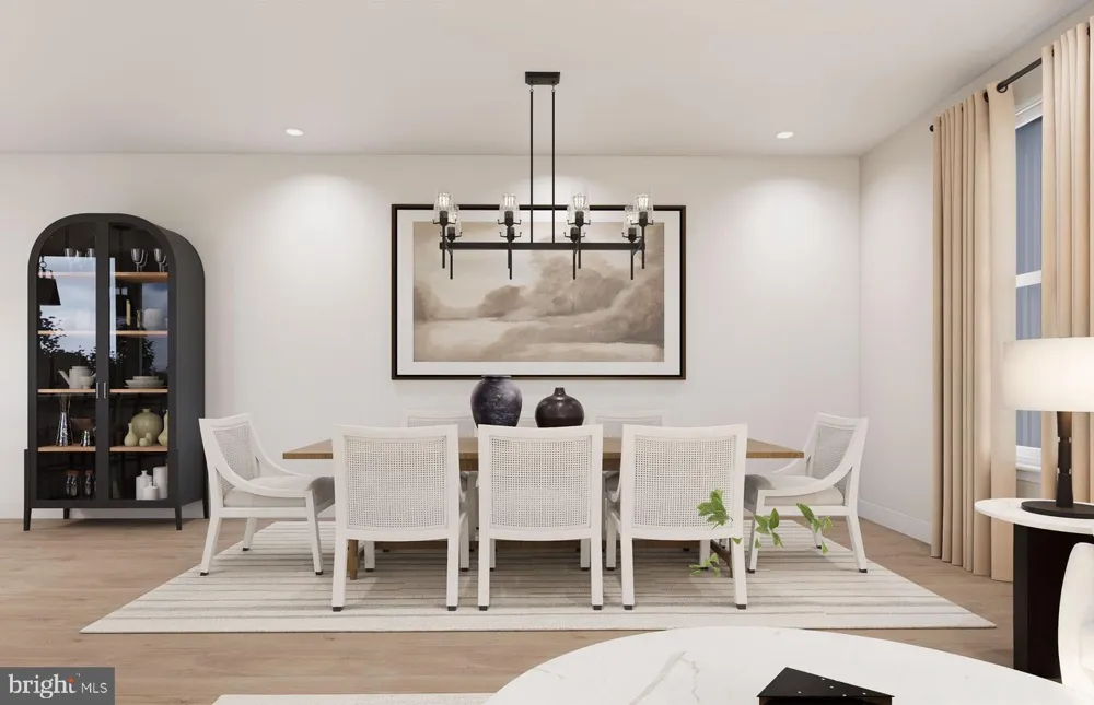 9475 SPRAGUE AVENUE #5 Fairfax, VA 22031