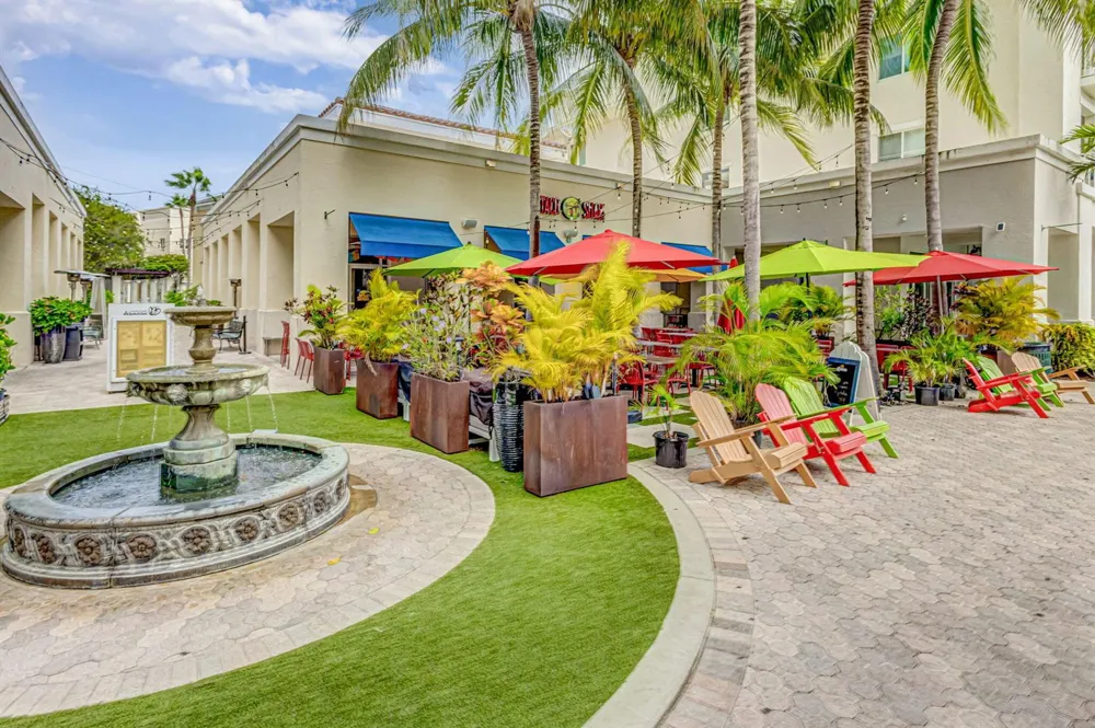 4345 Parkside Drive Jupiter, FL 33458