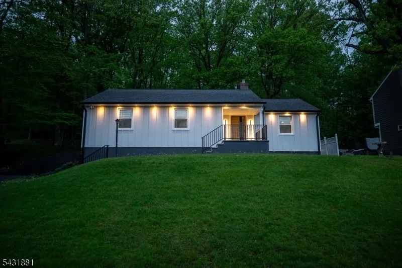 207 Degray St North Haledon, NJ 07508