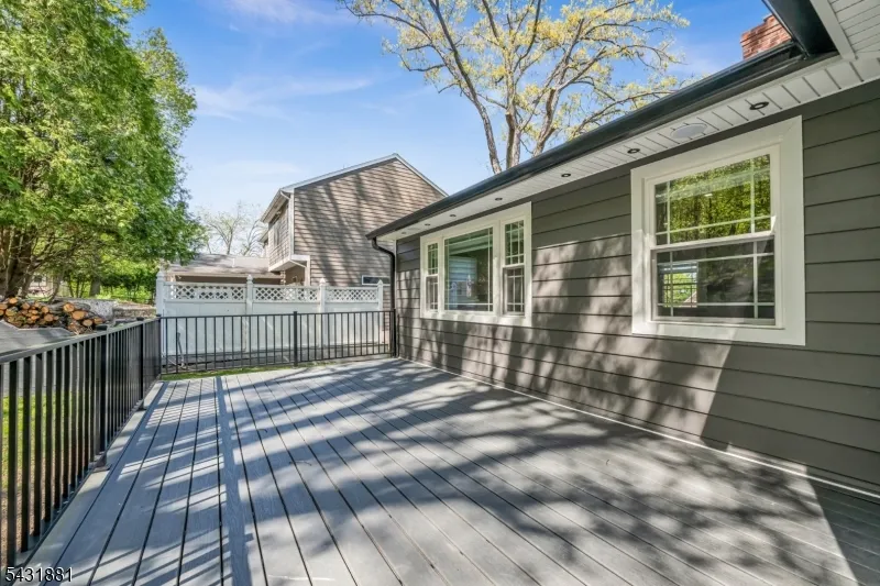 207 Degray St North Haledon, NJ 07508