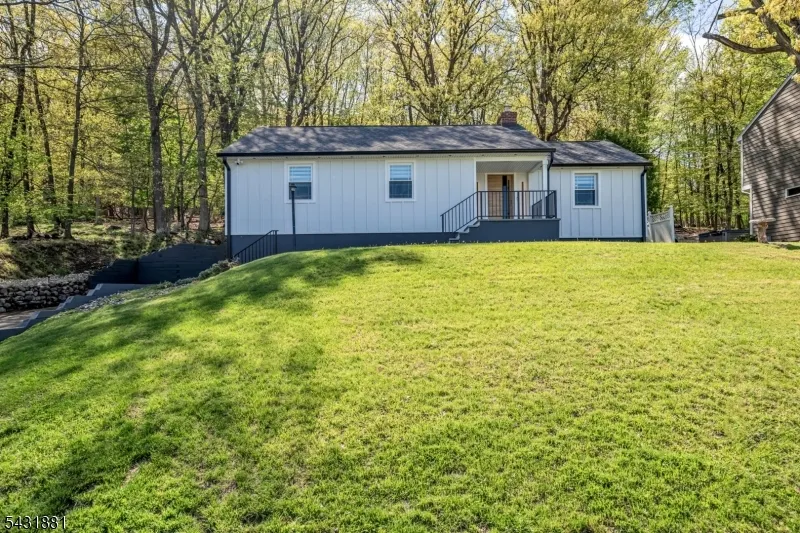 207 Degray St North Haledon, NJ 07508