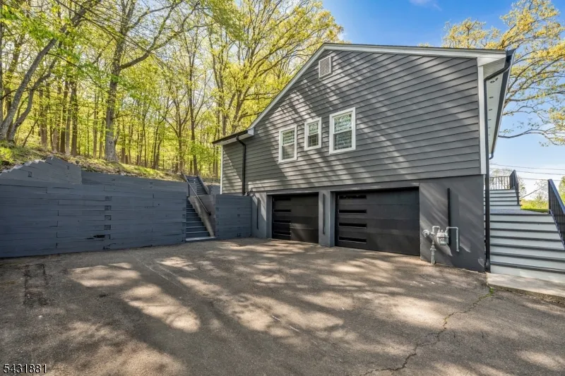 207 Degray St North Haledon, NJ 07508