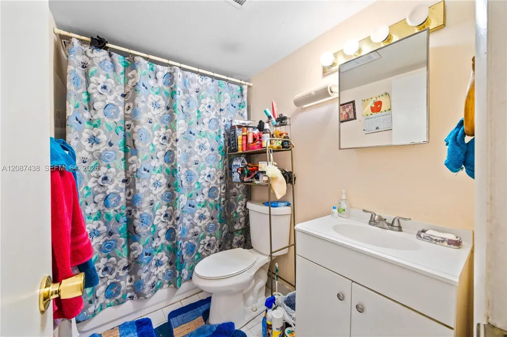 301 NW 177th St #227 Miami Gardens, FL 33169